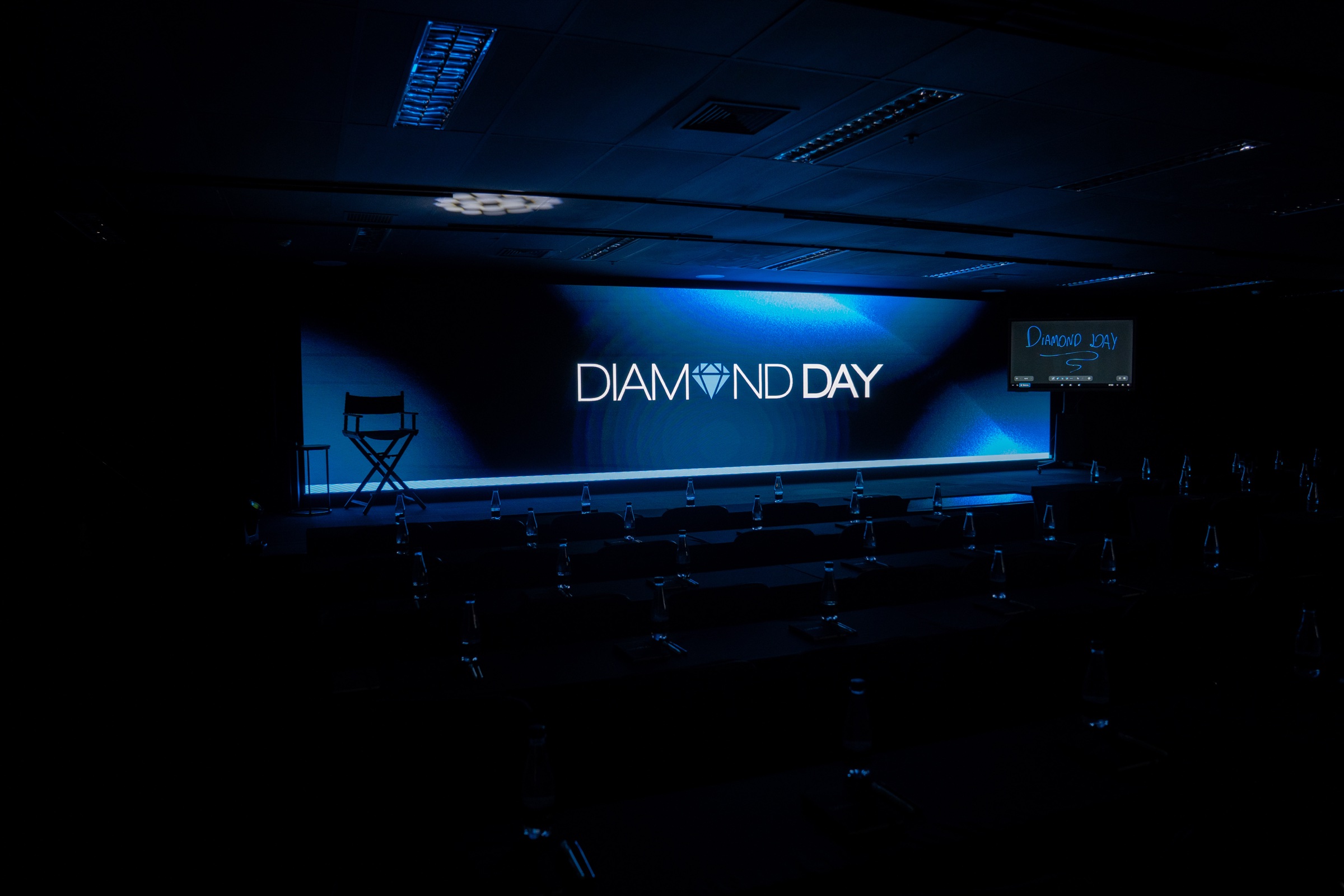 Encontro presencial Diamond Day com empresários e equipe Diamond